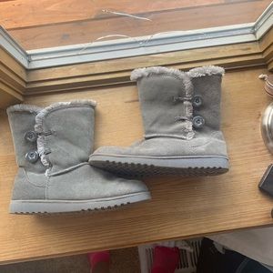 Gray fuzzy boots